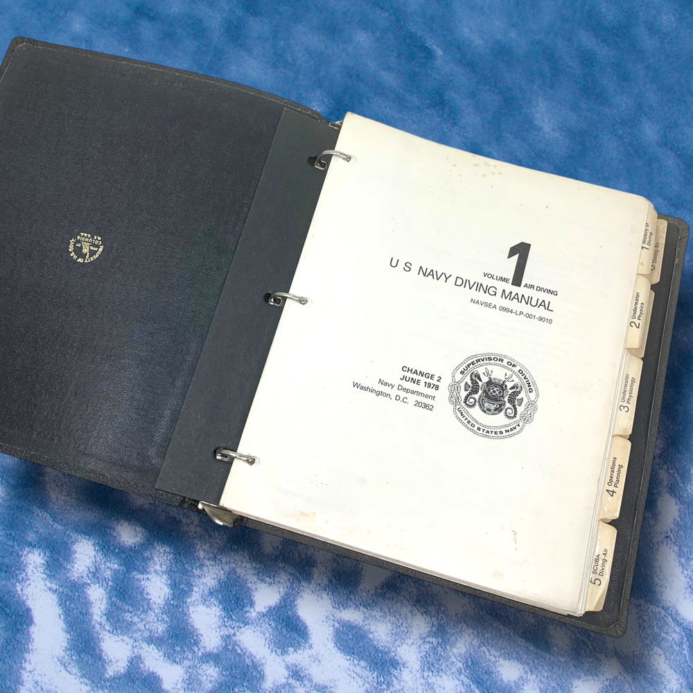 Vintage 1978 U.S. Navy Diving Manual Vol 1 Air Diving NAVSEA Binder Change 2
